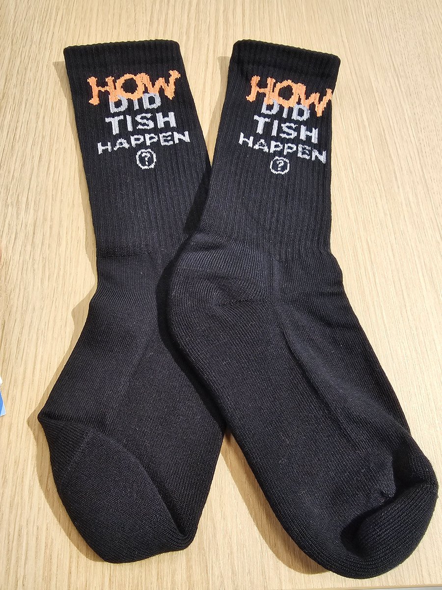 アユタ tweet media