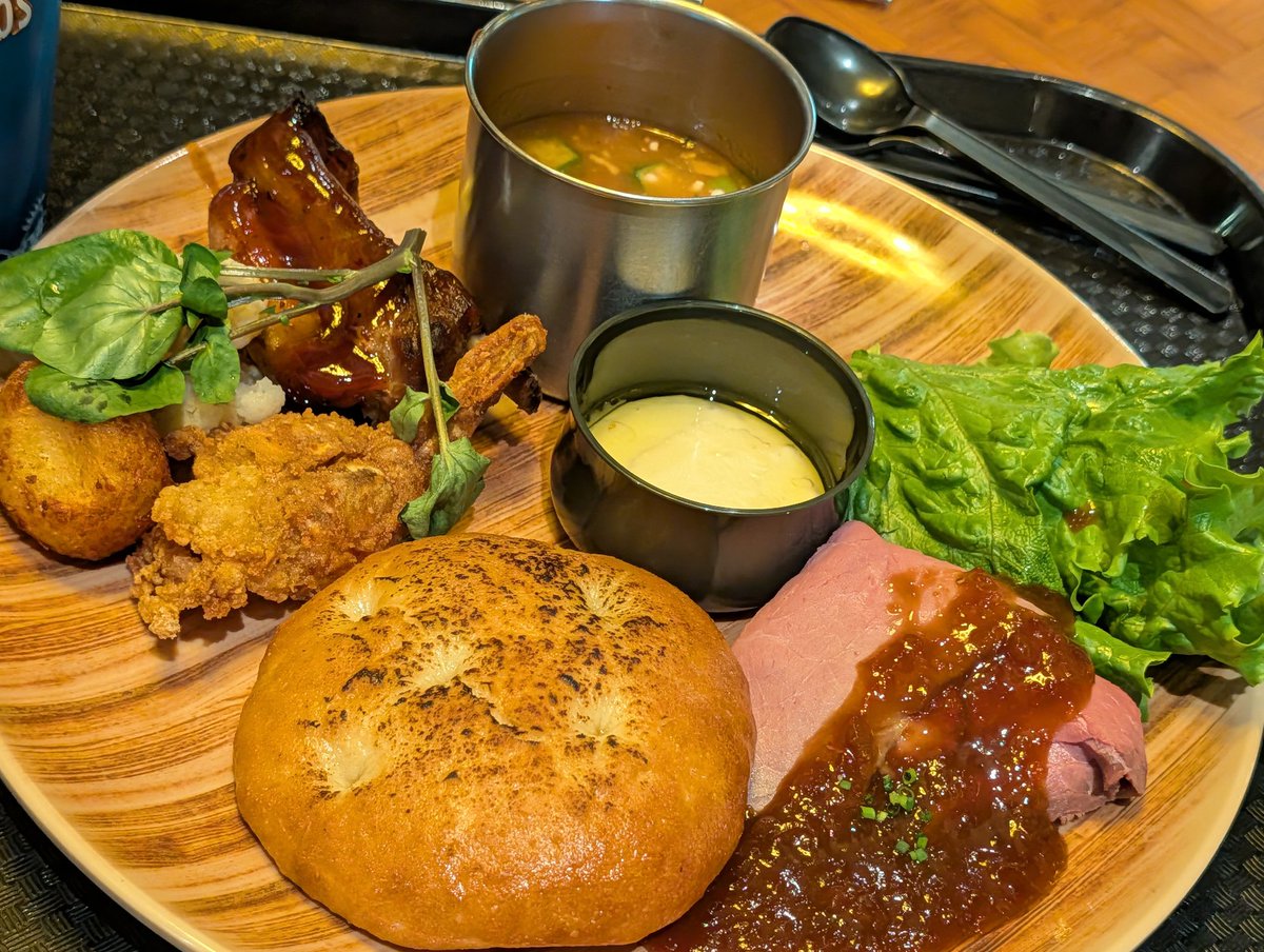 こっぴー tweet media