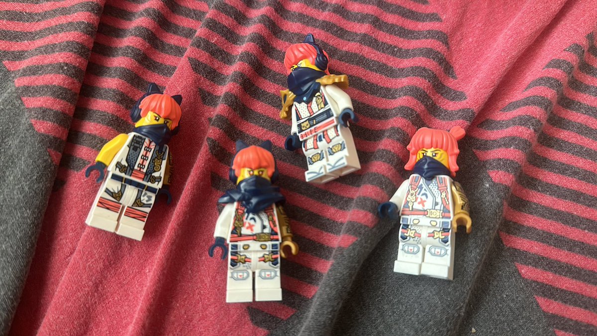 FrakQuake's tweet photo. //Nothing interesting, I just wanted to show you that I have 4 different Sora https://t.co/iCJO7AF4Py