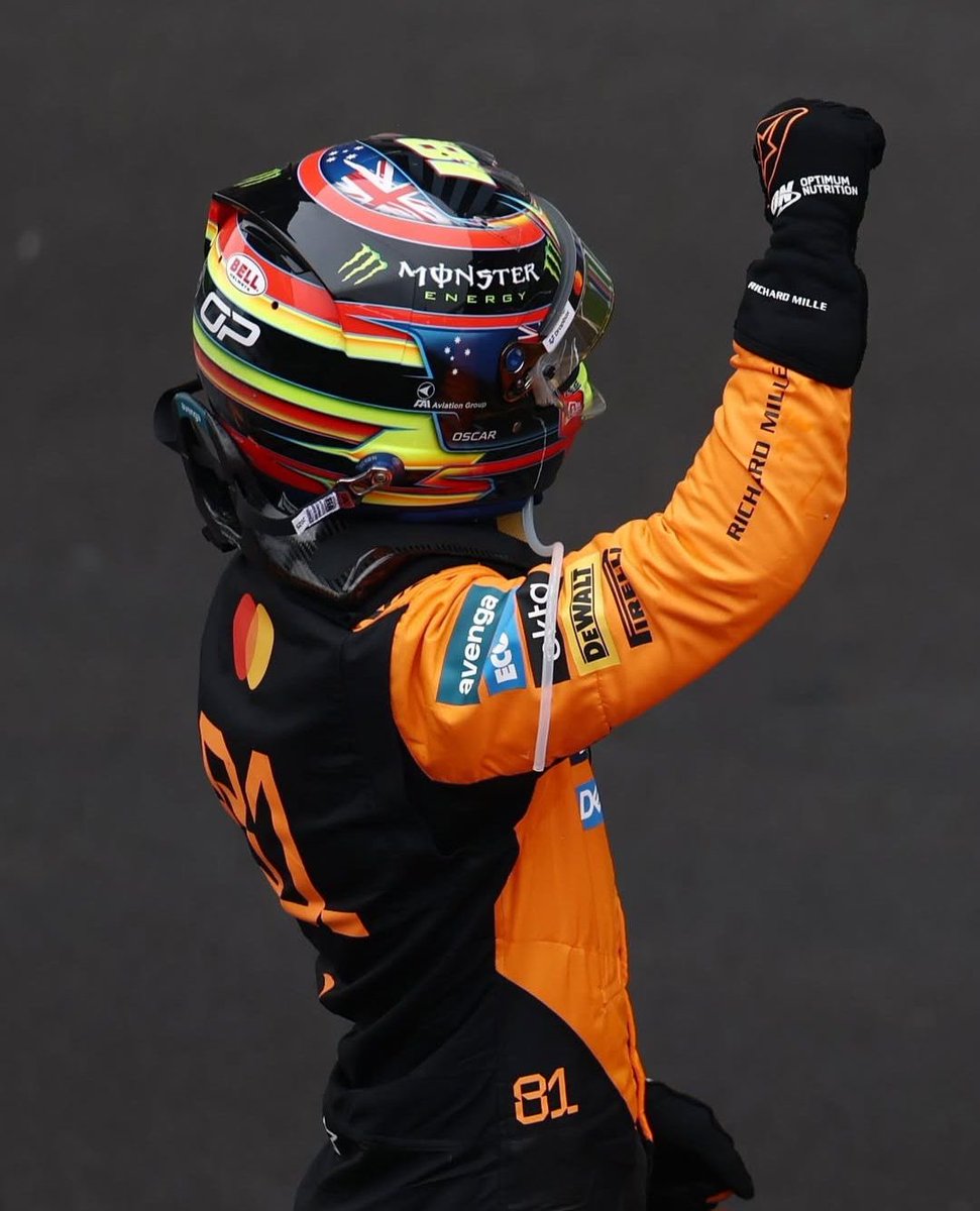 goldenheartvhes's tweet photo. the beauty of oscar piastri’s race wins, a thread ✨🧵 https://t.co/VrHTAgvkxw