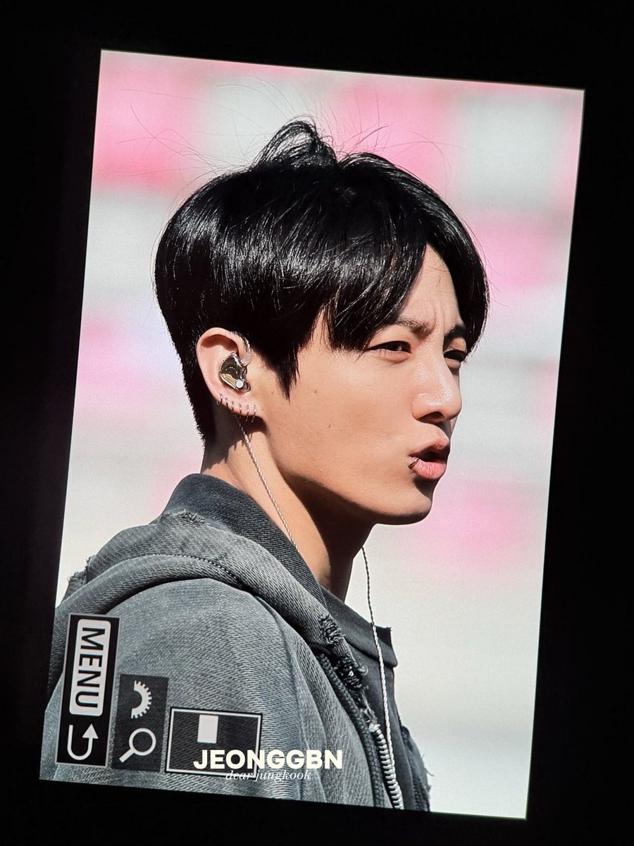 260410 고양콘서트 사운드체크

💜
#정국 #JUNGKOOK #BTS <a href="/BTS_twt/">방탄소년단</a>