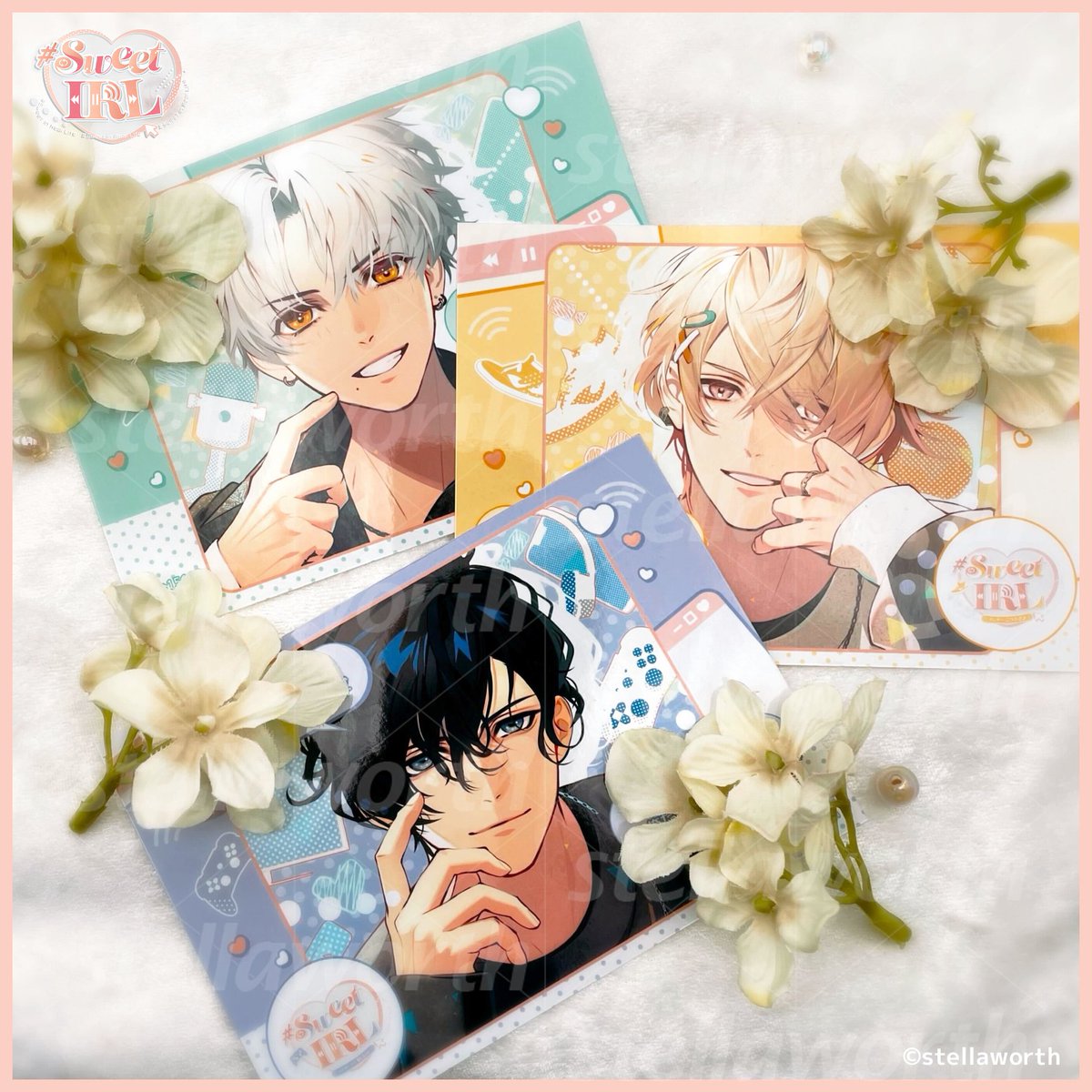 _SweetIRL's tweet image. ╭━━━━━━━━╮
 #スイライ 特典紹介♡°
╰━ｖ━━━━━━╯

🎀ステラワース特典🎀
メッセージ入りL判ブロマイド

ジャケットイラスト使用💚💛💙
あなたへのメッセージが綴られたブロマイドです💌

『♯Sweet IRL』好評発売中🫶
stellaworth.co.jp/shop/item_list…