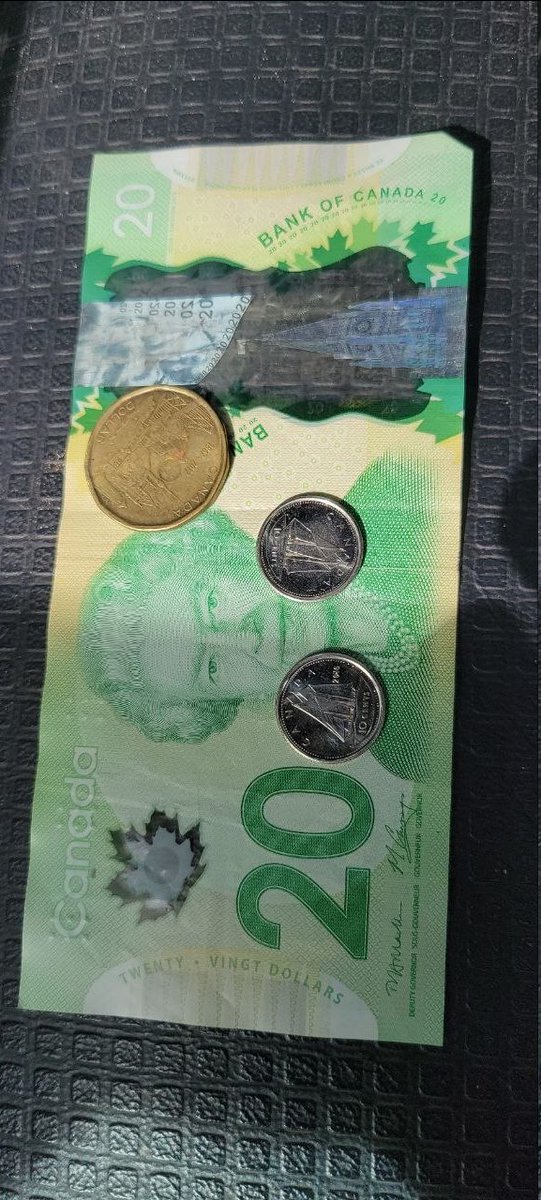 🟩Frog Chilling Place🟩 tweet media