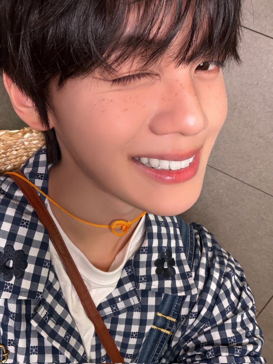 𝙘𝙝𝙞𝙤𝙩 tweet media