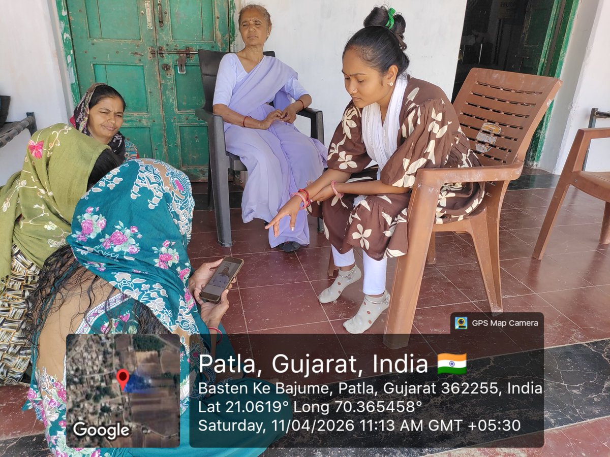 આજ રોજ AAM-ચુલડીના સેજાના પાતરા ગામમાં HPV-રસીકરણ અંતર્ગત આરોગ્ય સ્ટાફ દ્વારા વાલી મીટીંગનુ આયોજન તેમજ ઘરે-ઘરે ૧૪ વર્ષની કિશોરીઓના માતા-પિતા ,ઘરનાસભ્યોની  મુલાકાત લેવામાં આવી અને HPV -રસીકરણ વિશે સાચી સમજુતી આપવામાં આવેલ, ગેરમાન્યતાઓ દુર કરી રસી અપાવવા માટે તૈયાર કરવામાં આવેલ.