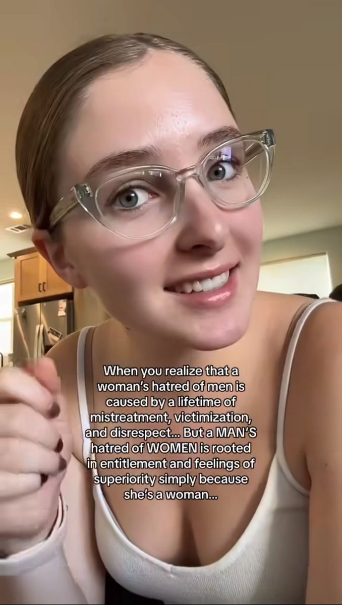 𝝑𝝔 tweet media