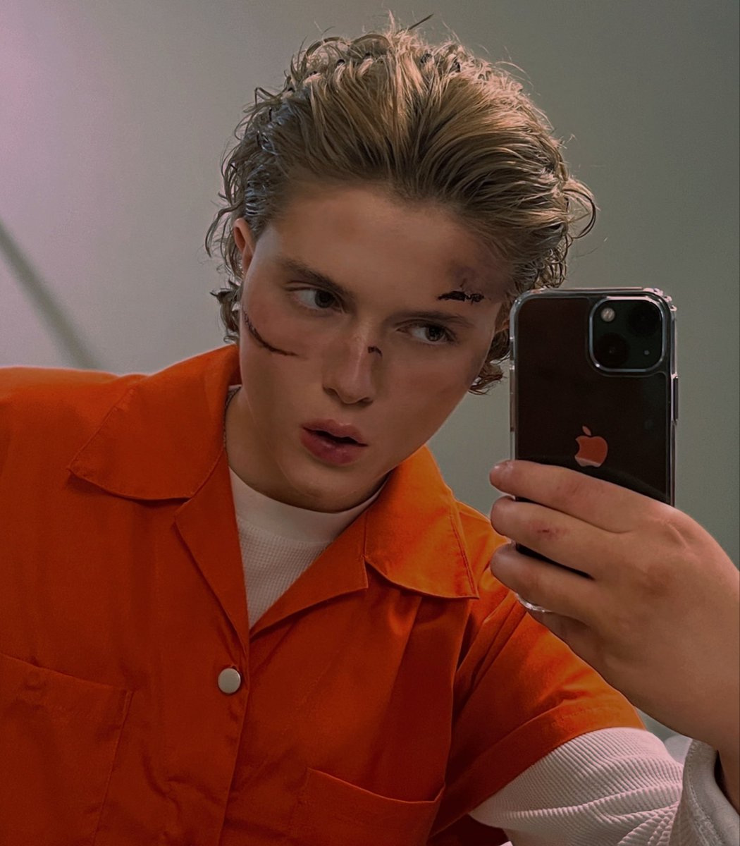 hans is dexing it tweet media