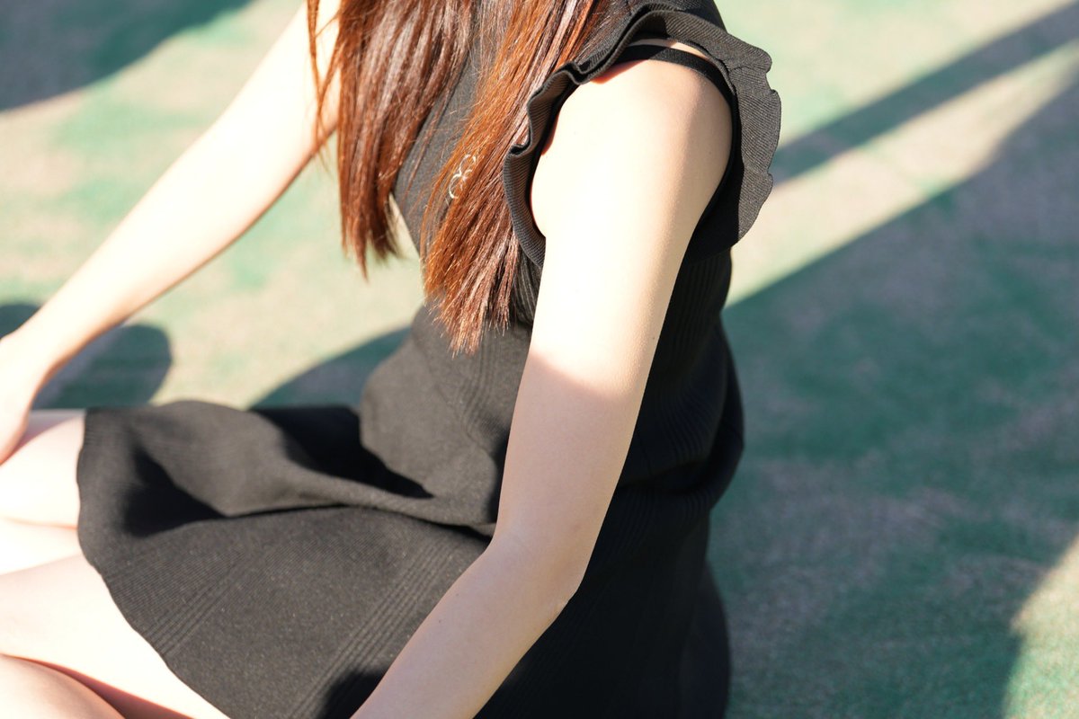 1vvvvv's tweet photo. 1月に撮りましたが、春っぽい雰囲気だったので今日までとっておきました🌸
(嘘です、タイミング失ってました)
#テニス #tennis https://t.co/mKSXJGbjTm