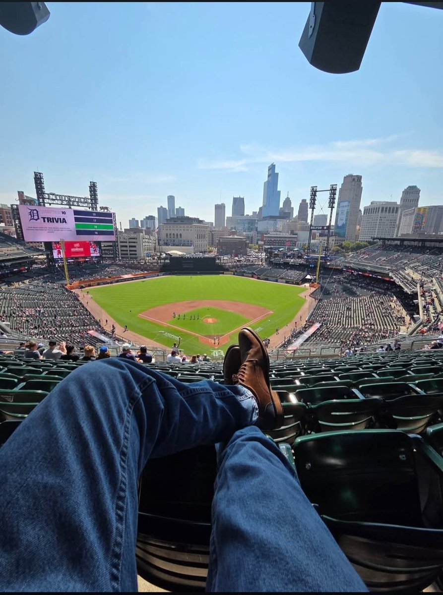 Alexander Noah tweet media