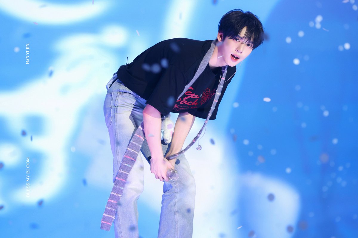 mybloom0320's tweet photo. 250419 #한유진

#HANYUJIN #ハンユジン #韓維辰  
#AND2BLE #앤더블 https://t.co/REtiQEjybd