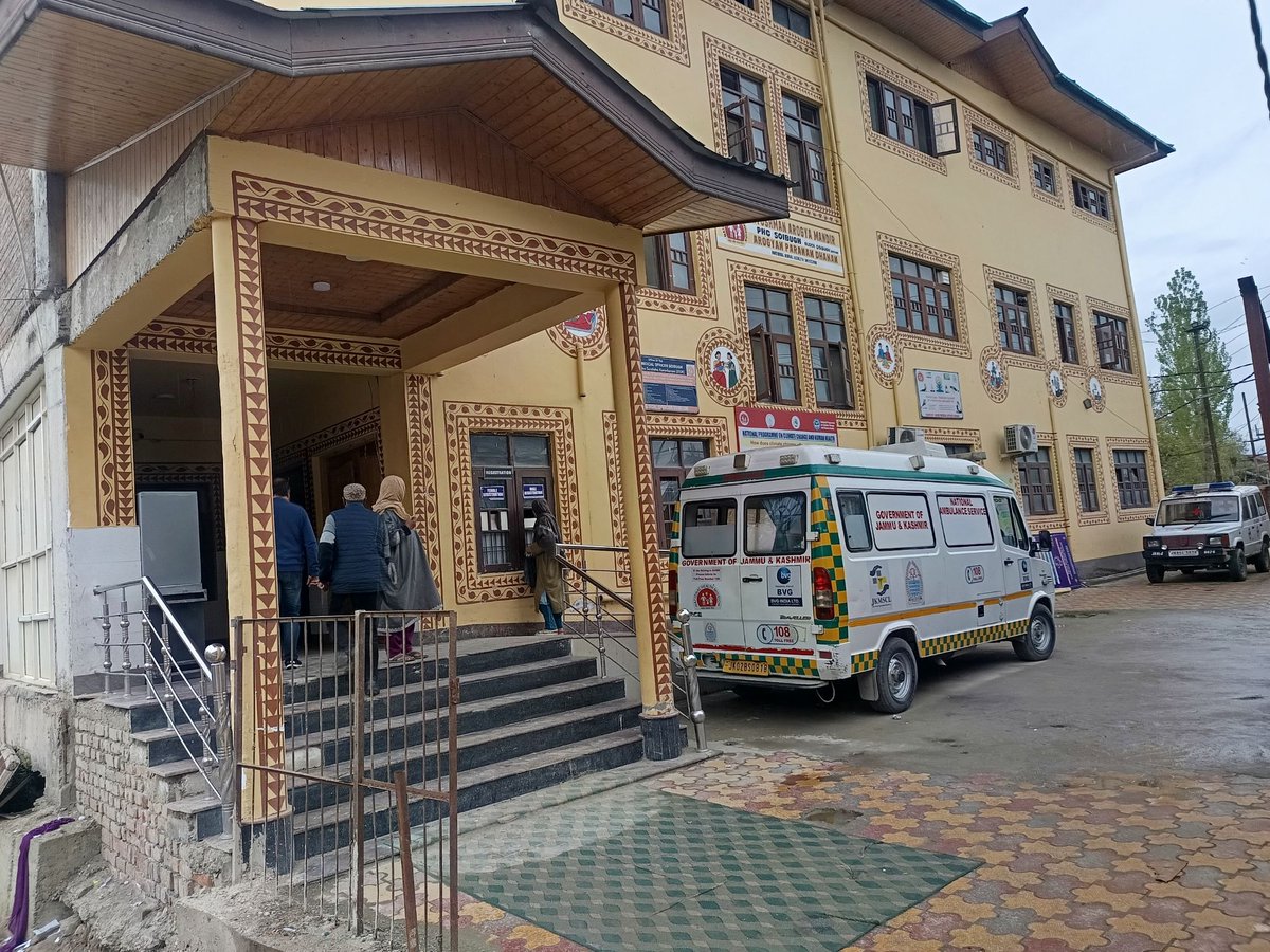 RisingKashmir's tweet image. #Soibugh residents demand early completion, upgradation of #PHC in #Budgam

Reports @Arifrashid0

@DHSKashmir @AtharAamirKhan
@DC_Budgam @sakinaitoo
@OfficeOfLGJandK @diprjk
@dicbudgam

risingkashmir.com/news/soibugh-r…