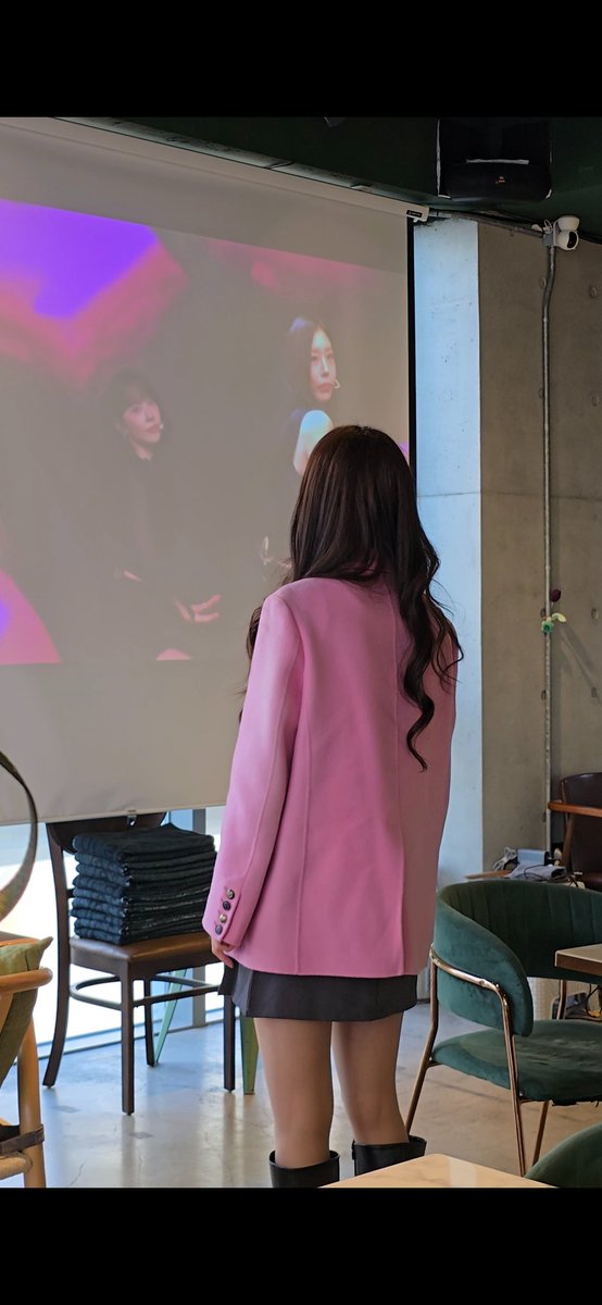 soglaemfek88's tweet photo. 늦었지만 너무너무 즐거운 시간 보내서 행복한 날들이었습니다~♥︎°.• 
둘셋 햄랑처하자🫶🏻

#햄_하나로_매일이_새로워져 https://t.co/7OReHHJfc0