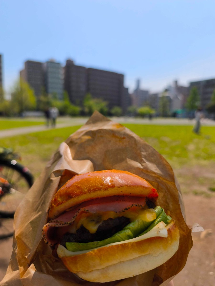 テイクアウトバーガー！
うますぎる！