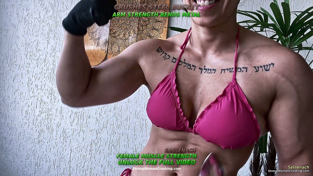 StrongWomanCrushing.com tweet media