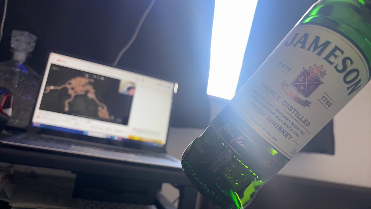 𝑳𝑬`𝑵 tweet media