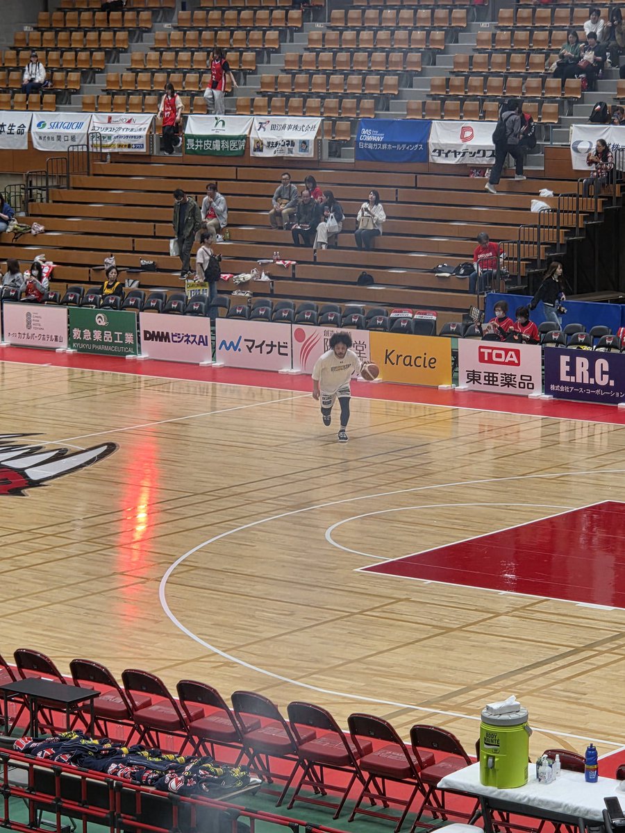 djhamag's tweet image. 無事に到着してます！
富山グラウジーズの皆様、
2日間よろしくお願いいたします
今日はここから📣頑張ります！

Let's Goとちぎ！
Go BREX！
#transcend
#BREX