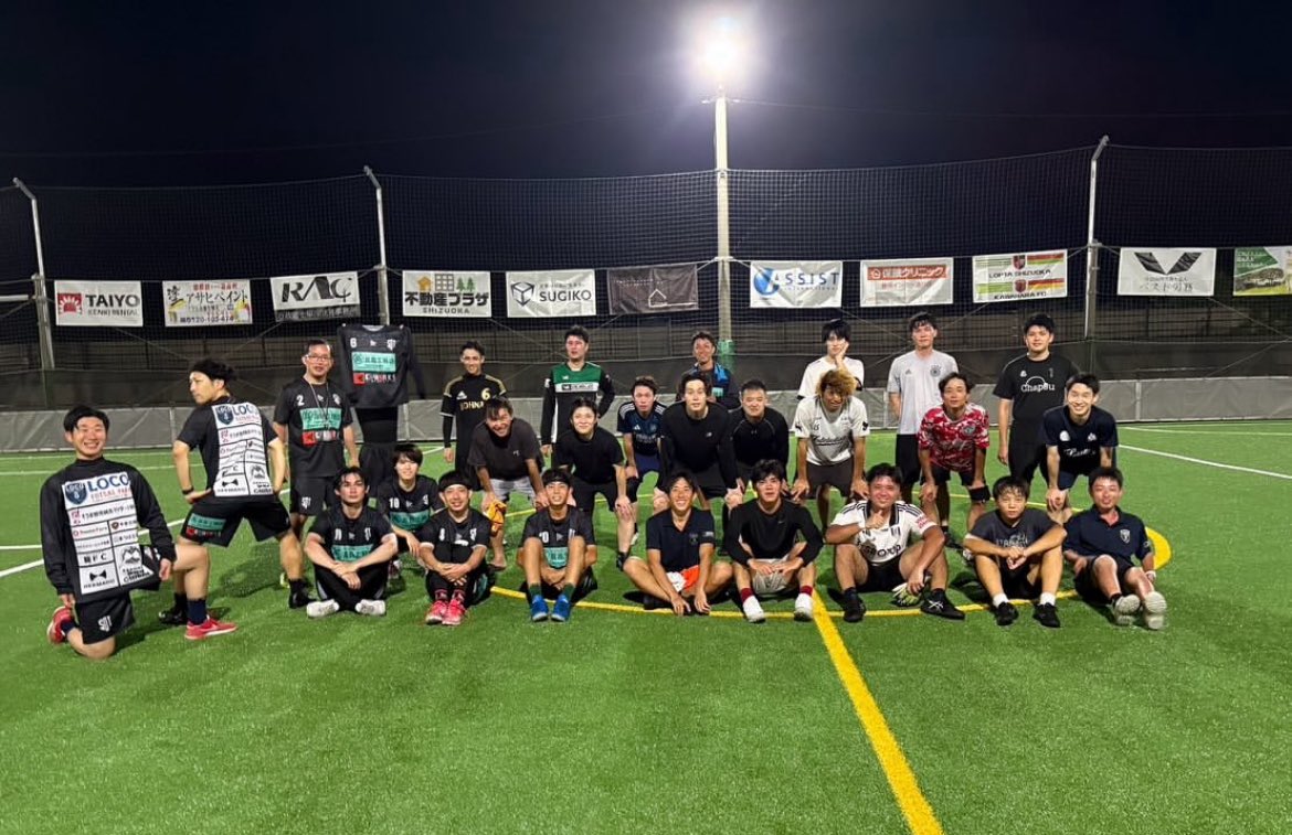 sdtfutsal2's tweet photo. ロコサル本日開催します😁

現在予約9名開催確定です！

ご予約はこちらから
https://t.co/zEgkpU5NZp

SDTの選手も参加予定です‼️

#静岡市
#個サル
#コサル
#フットサル https://t.co/cP134ly7CS