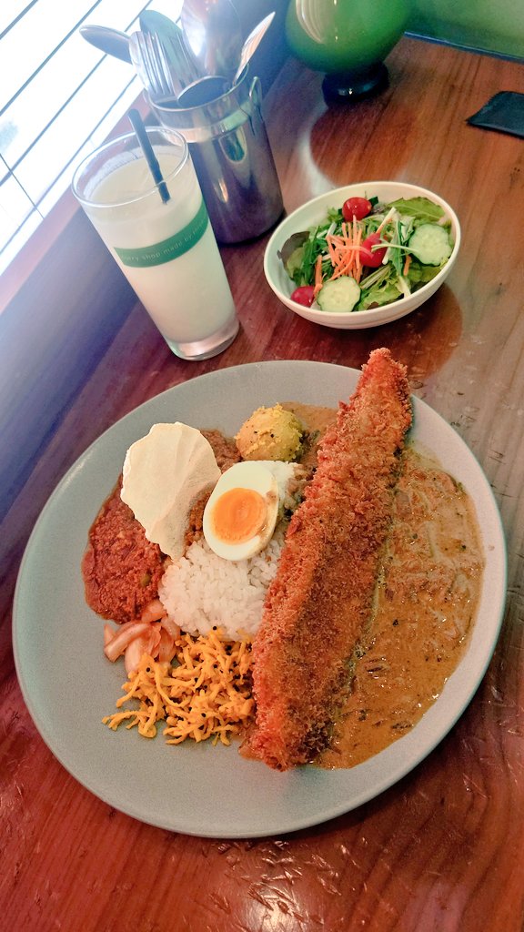 derby1998's tweet image. 今日のカレーです．．．

#FISH  #新宿店
#2代目フィッシュカレー
#2種コンボキーマ
#ココナッツラッシー