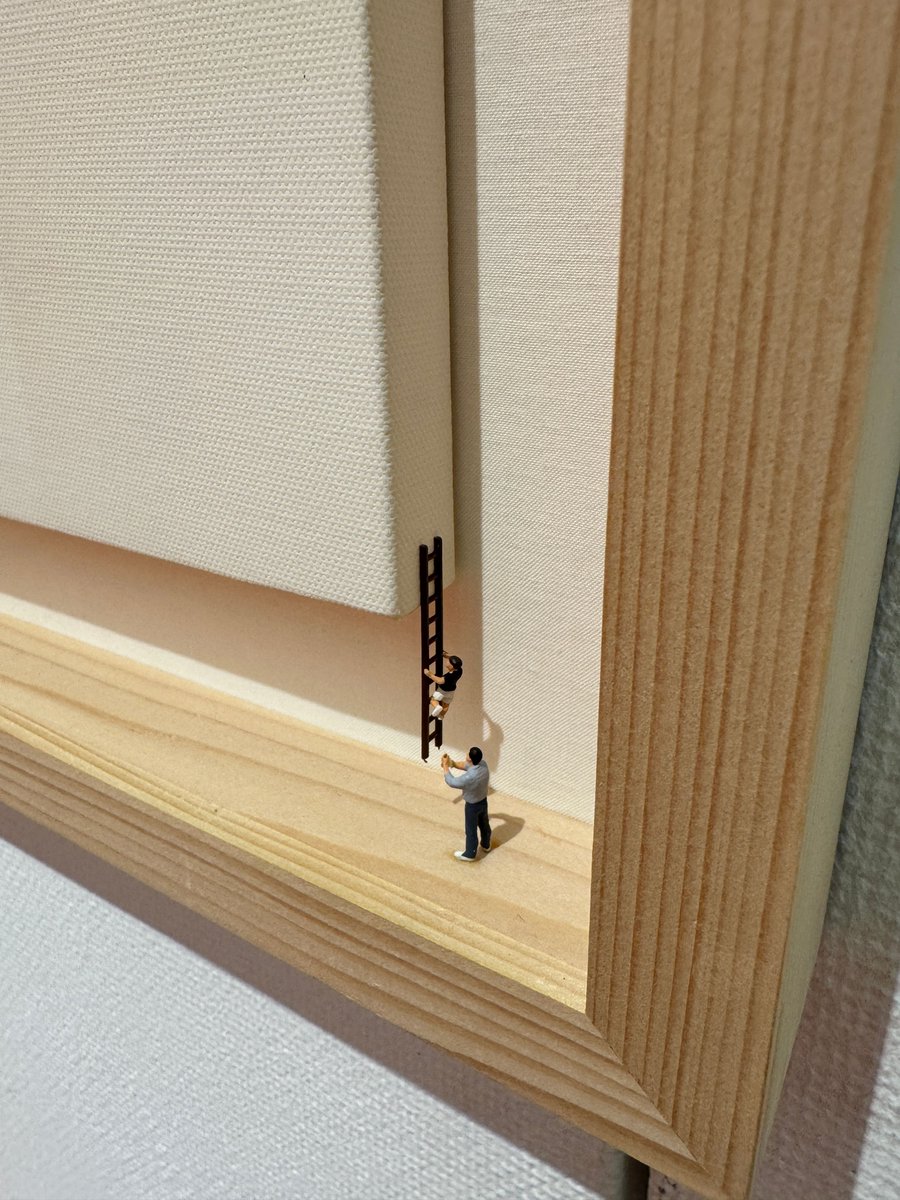 MINIATURE_LIFE's tweet photo. 「田中達也展 みたてのくみたて」 in 長崎
会期残り2日。
作品の額の中や外にも遊び心が満載です。
一度ご覧いただいた方も、新たな発見があるかもしれません。
この機会をお見逃しなく。 https://t.co/MKczGCbuNa