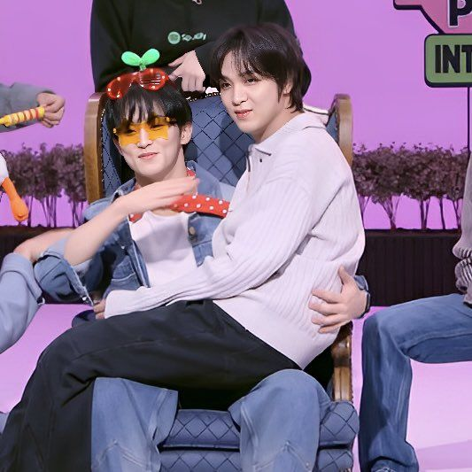 𝔫𝔢𝔬𝔟𝔢𝔞𝔯𝔷 🧸🖤⋆˙⟡ tweet media