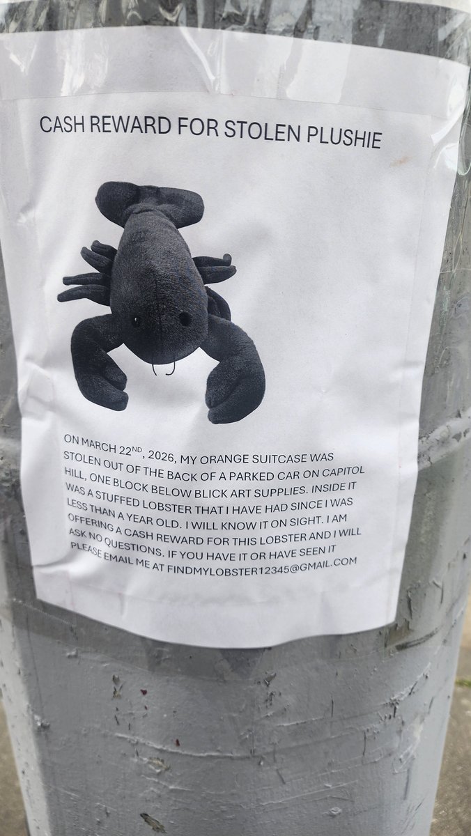 Moss Tillandsia Leus, 1st and 4th Floret tweet media