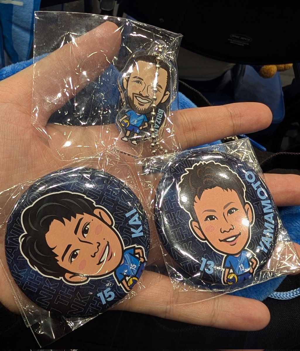 akn_arpk's tweet photo. 交換 ブルテオン ガチャ
Thanks缶バッチ・Thanksミニアクリルスタンドチャーム

【譲】甲斐、山本、ブリザール

【求】同異種山内 (or買取)

4/11、12のHGでの手渡し
お心あたりの方お声がけください🙇🏻 https://t.co/B1dgUU4NWJ