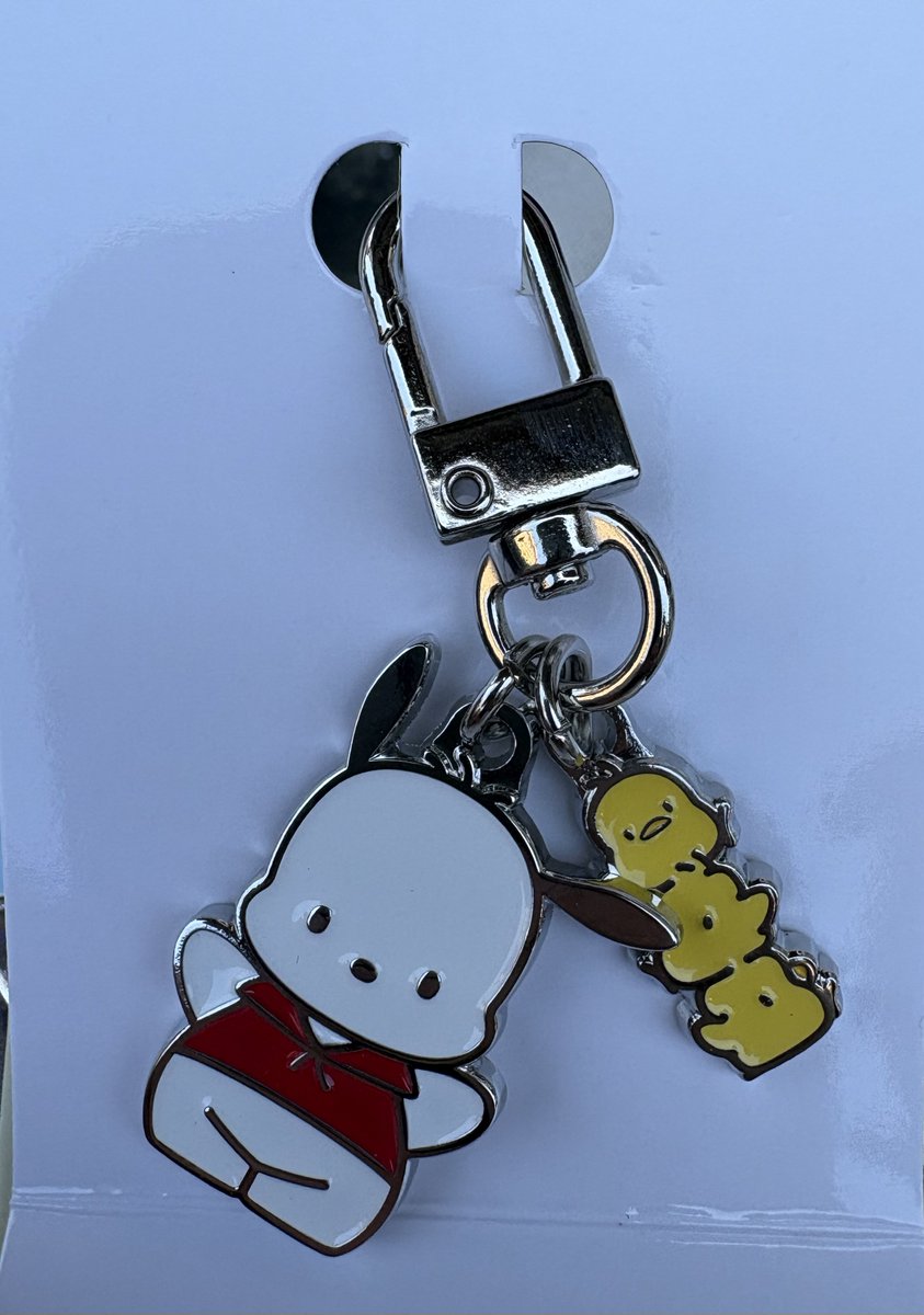 1miya_15's tweet photo. 【交換】サンリオキャラクターズ シークレットキーホルダー

譲：ポチャッコ

求：タキシードサム

本日、ハーモニーランド園内手渡し交換もしくは郵送交換

お気軽にお声がけ下さい🙇‍♀️ https://t.co/lxWLAJAQRQ
