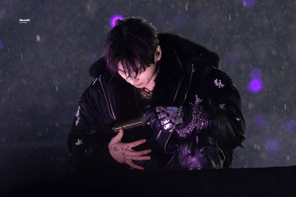 𝙈𝙤𝙤𝙣𝙡𝙞𝙩ˊ˗ tweet media