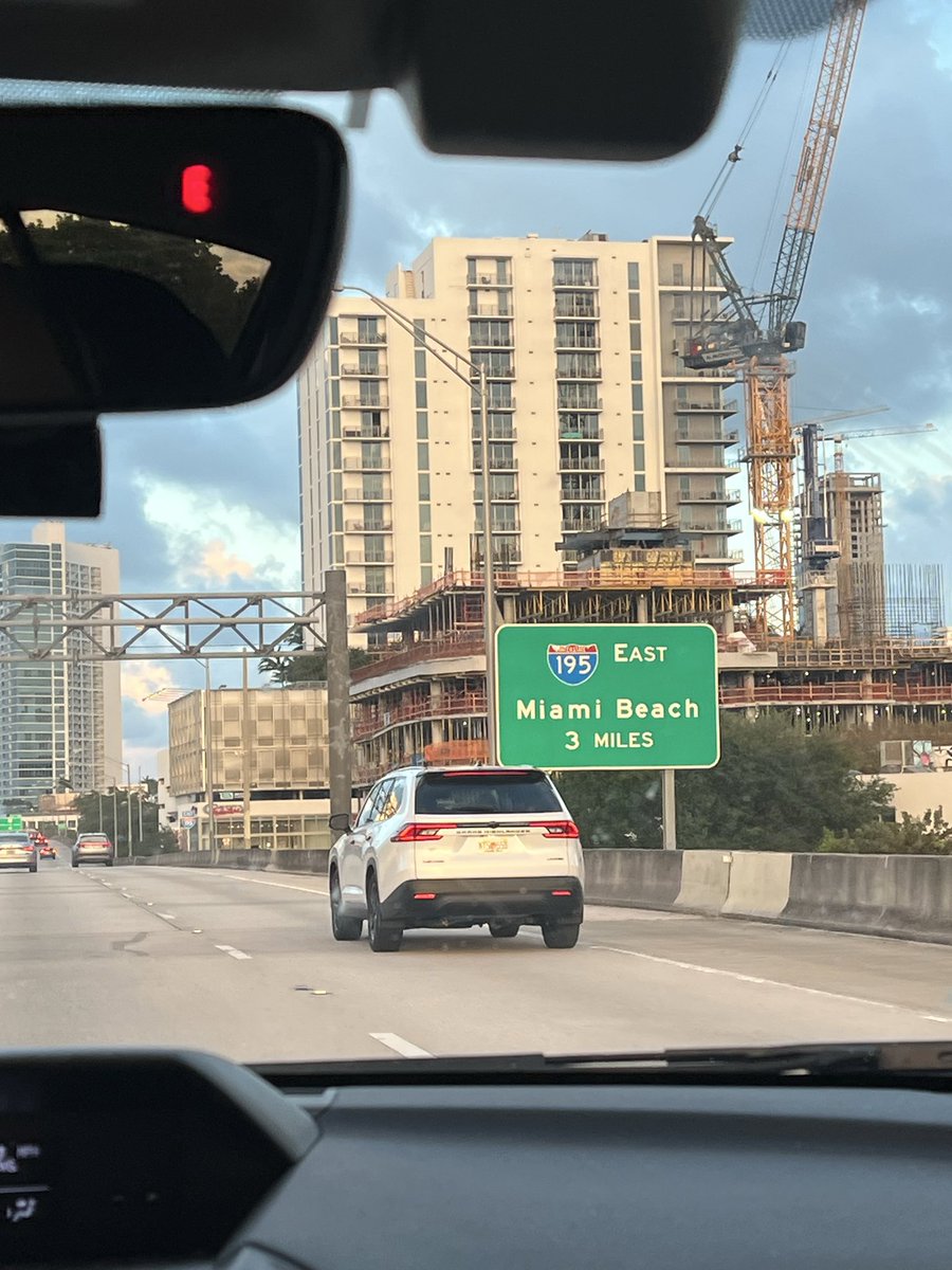 mombacancer's tweet photo. Miami is going https://t.co/mQjerxRnED