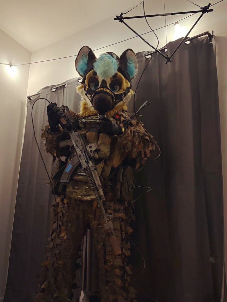 Сабер yeen :3 tweet media