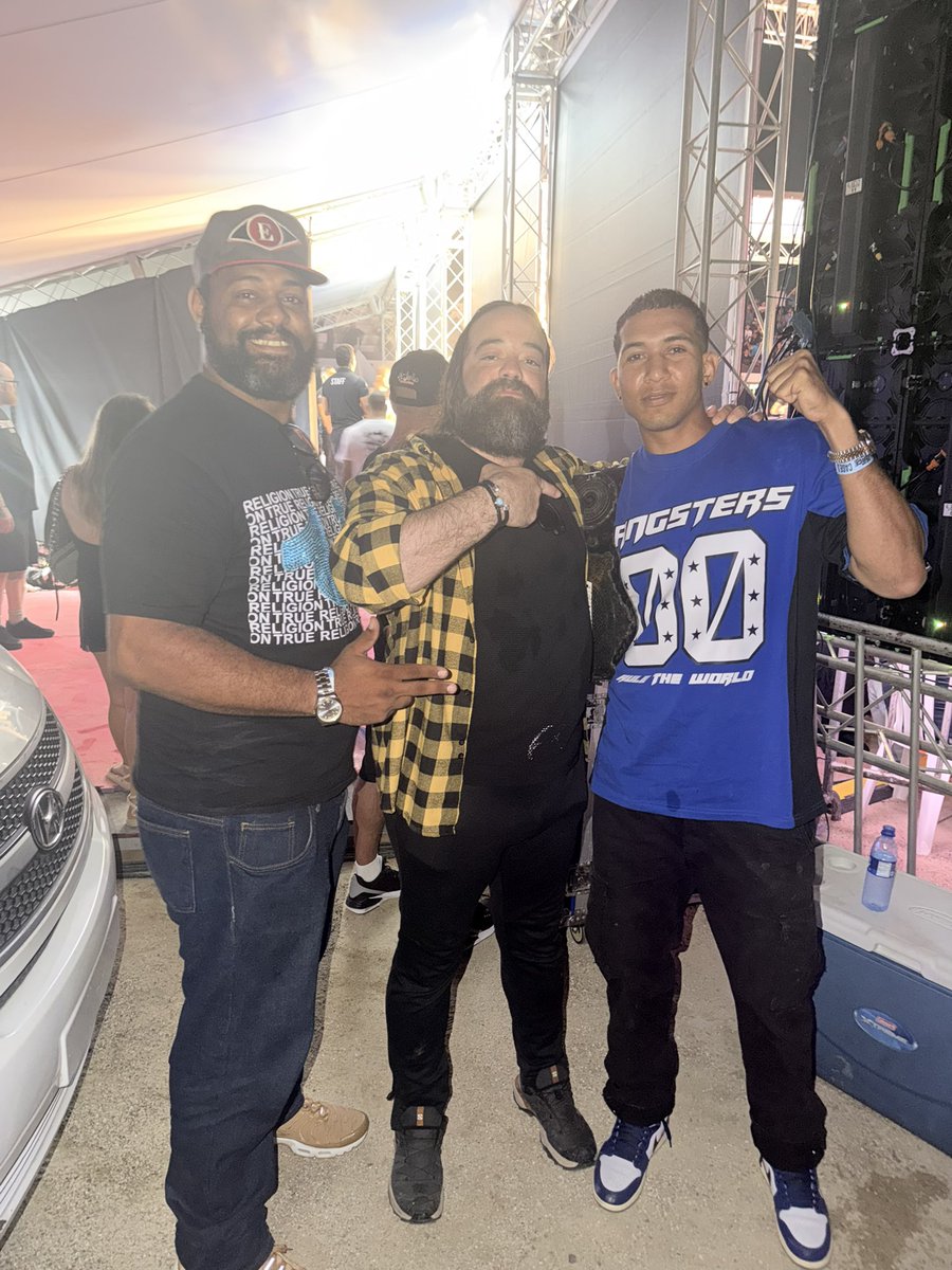 casalsbate's tweet photo. ¡República Dominicana 🇩🇴 tiene el talento, la determinación y lo que faltaba; un PÚBLICO ansioso, cautivo y hambriento de más eventos! 

Felicito a @fightingforcerd y a TODOS los organizadores por brindarnos una cartelera emocionante, ordenada y de CALIDAD.

#GameBredFC10
#MMADR🇩🇴