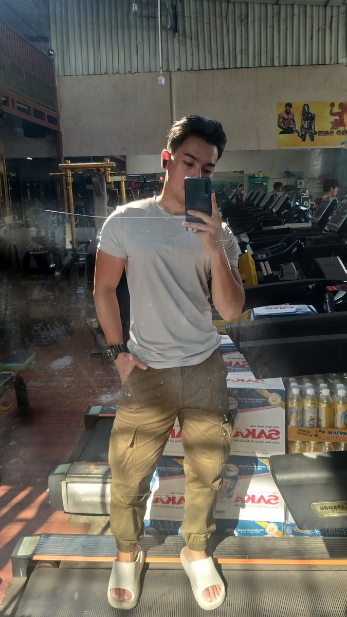 Út Khờ tweet media