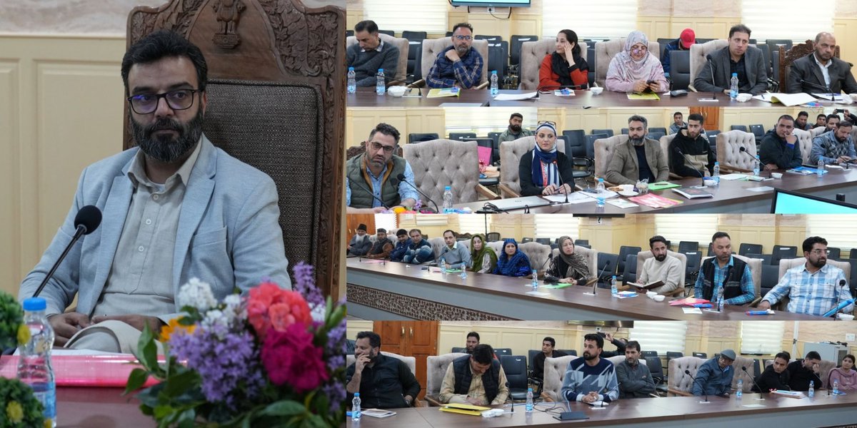 RisingKashmir's tweet image. #MP #AgaSyedRuhullahMehdi stresses improved healthcare delivery in #G'bl meeting

@CentreGanderbal @RuhullahMehdi
@diprjk