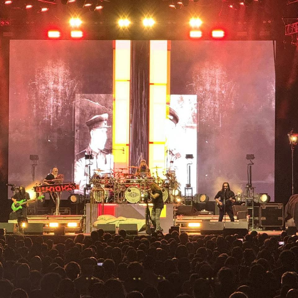 DCECOFICIAL1's tweet image. Llegamos a la arena CDMX para ver ! A 
Dream Theater

@alt_pr 
@musicvibemx 
#metal #concierto #dreamtheater