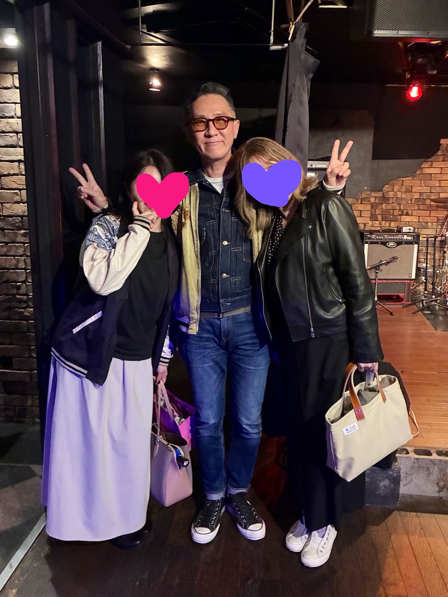 kvtaj7's tweet photo. お帰りの皆をエレベーター前で優しく見守る裕ちゃん♡ｶｯｺｲｲ❣️打ち上げ初参加❣️キャー♡近い近い💕大土井でショー！広島⛩️ https://t.co/CN9MJad7Zf