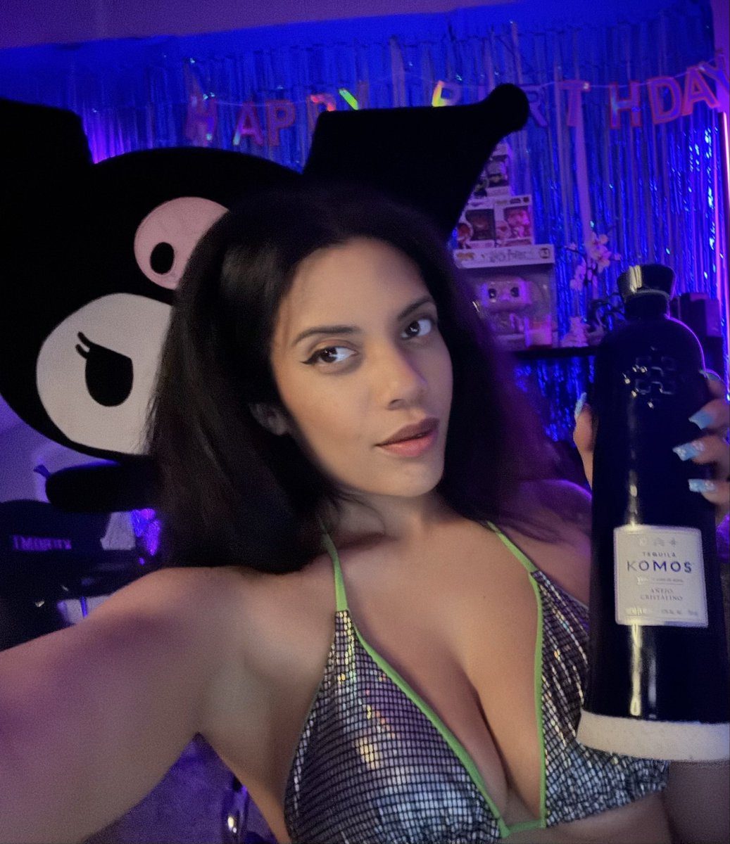 ✭ Brie ✭ tweet media