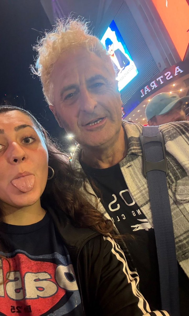 tiki O RENA tweet media