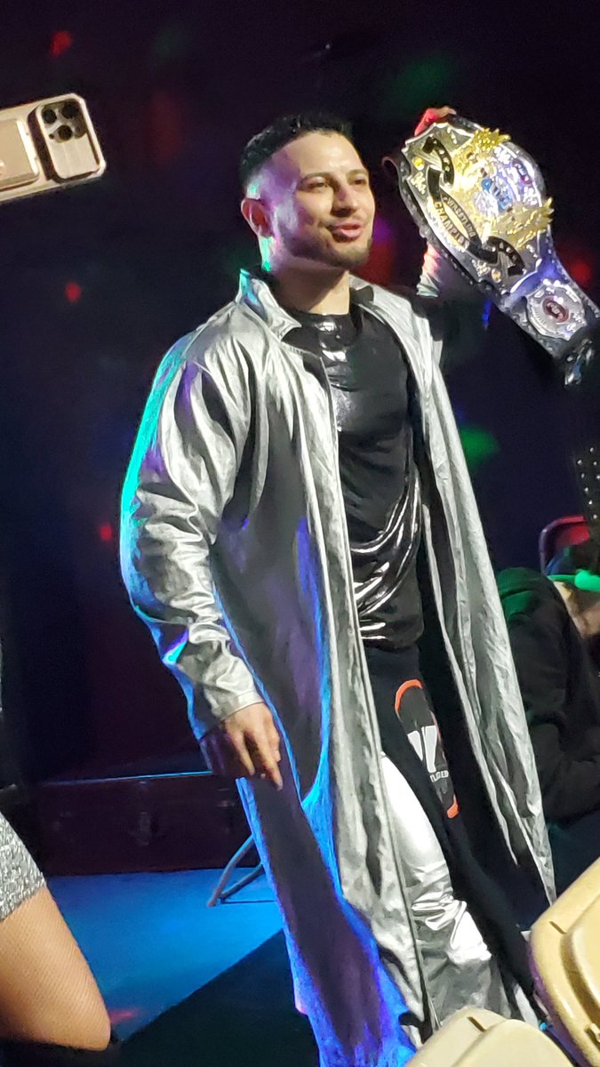 RobFerry tweet media