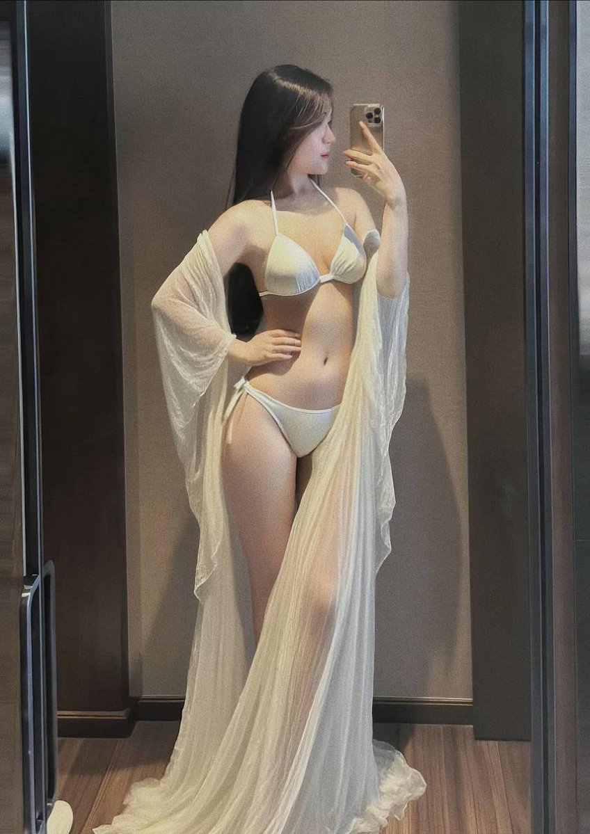 Thùy Chi tweet media