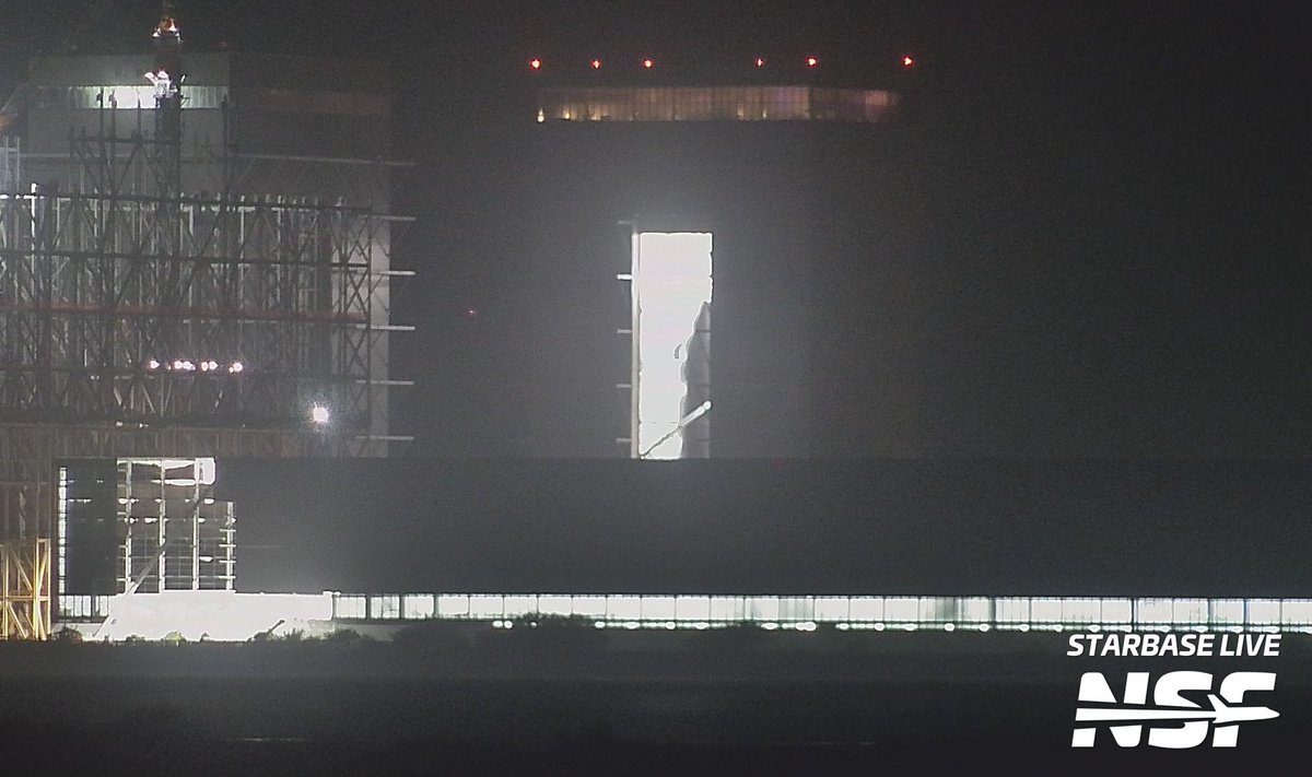 StarbaseTracking tweet media