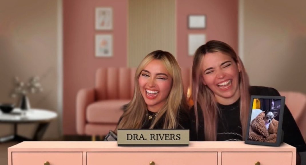 Se tomaron en serio lo de la familia regia tradicional