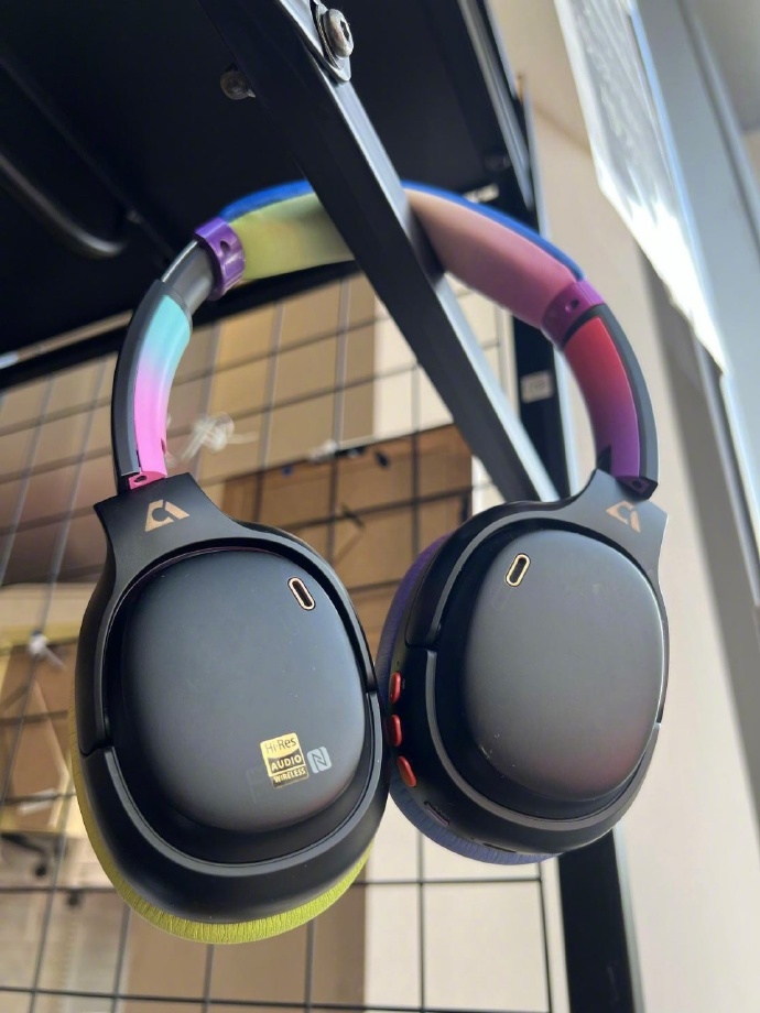 David Pechatscheck tweet media