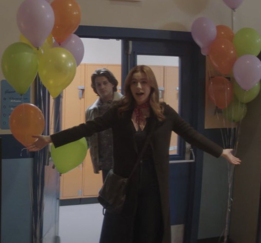 hayley (nancy’s version) 💗🧡💜 tweet media