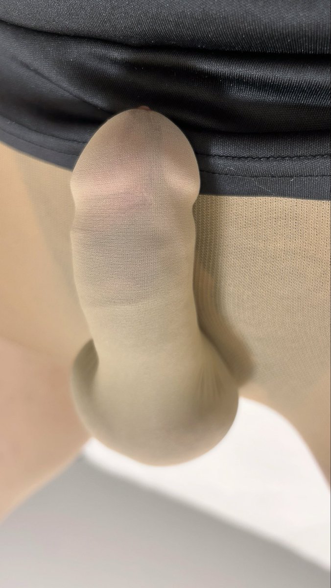 GUNZEさんと満足さんのコラボ💕

#pantyhose #penisuto #nylon 
#パンスト #ペニスト #ストッキング