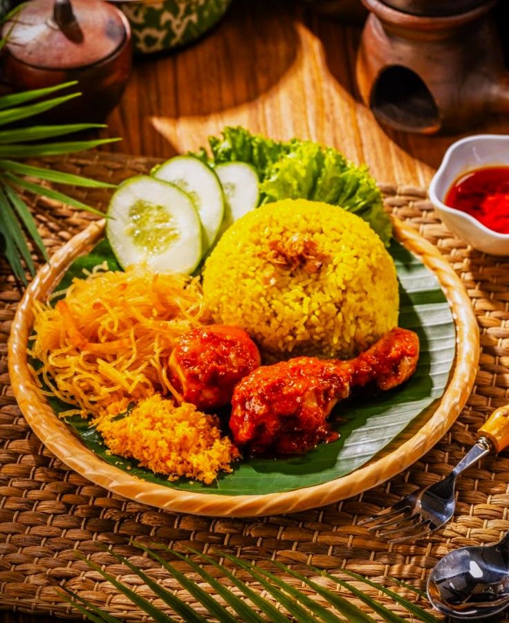 lunaraquarian28 tweet media