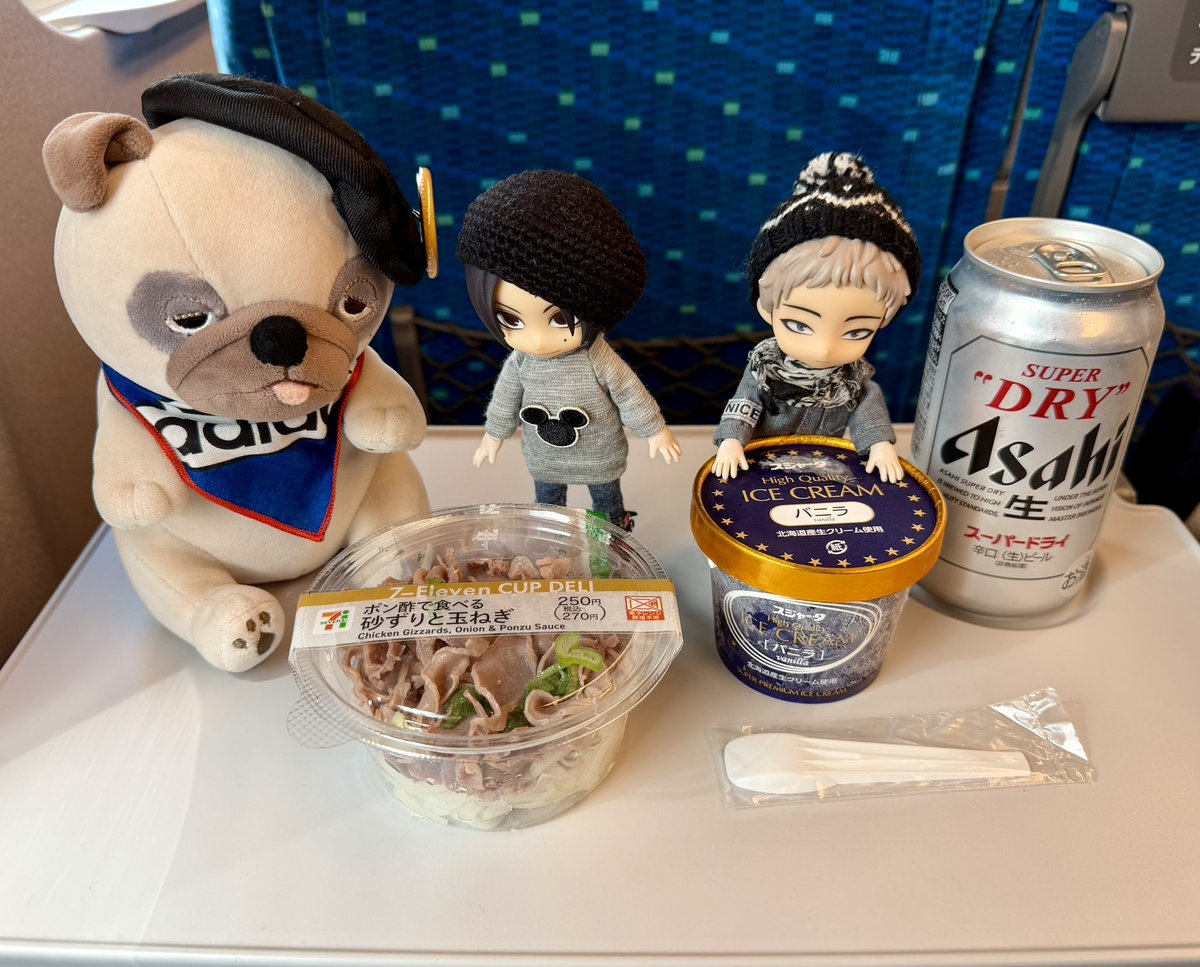 あずさん tweet media