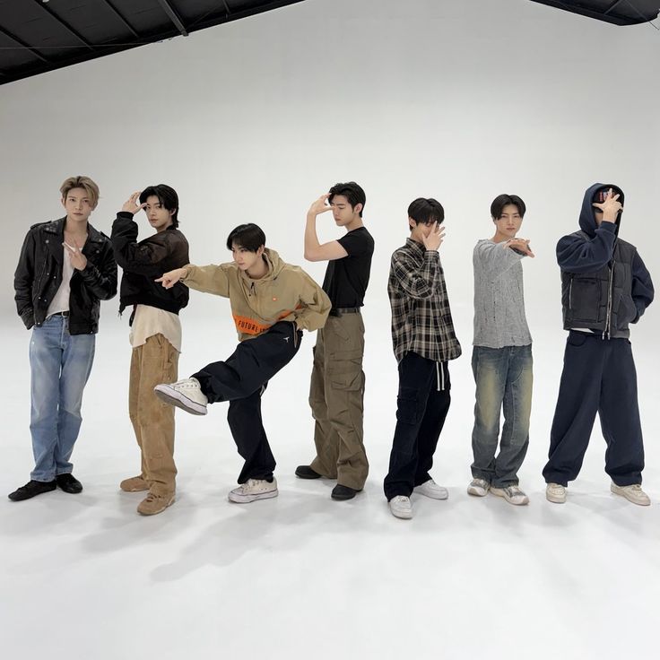 <a href="/sjakeyloml/">jakr 𝜗𝜚 | ENHYPEN IS 7</a> ENGENE will not turn a blind eye on continuous mistreatment of ENHYPEN members. With the lack of communication and no proper management of the group, financial consequences and lasting distrust will follow.
#Go_Big_With_SevEN #Boycott_BELIFT_Financially