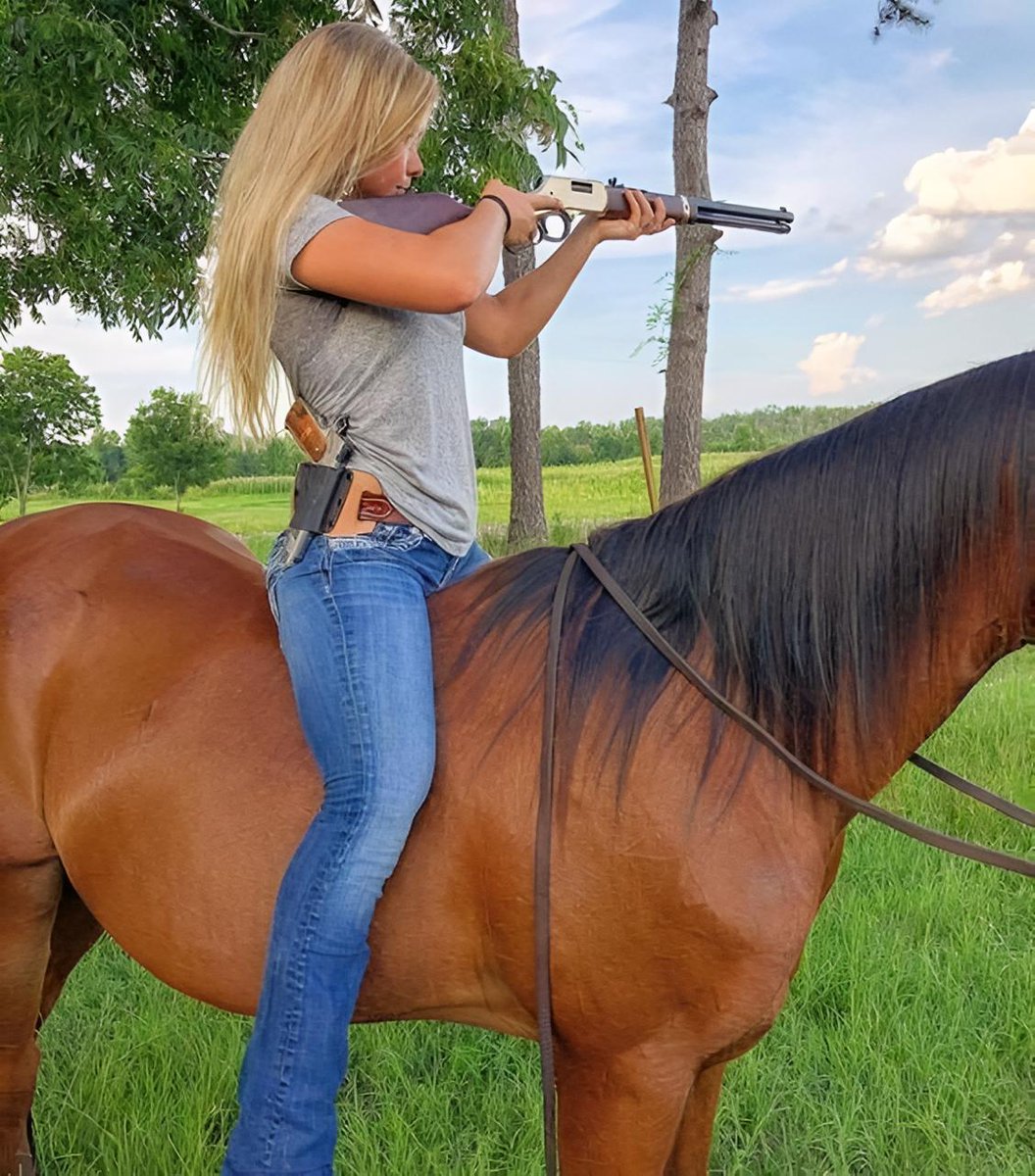 𝓓𝓻𝓲𝓴𝓪  tweet media