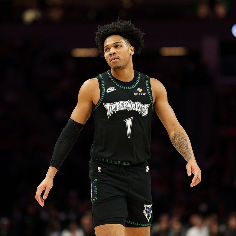 Wolves Lead tweet media