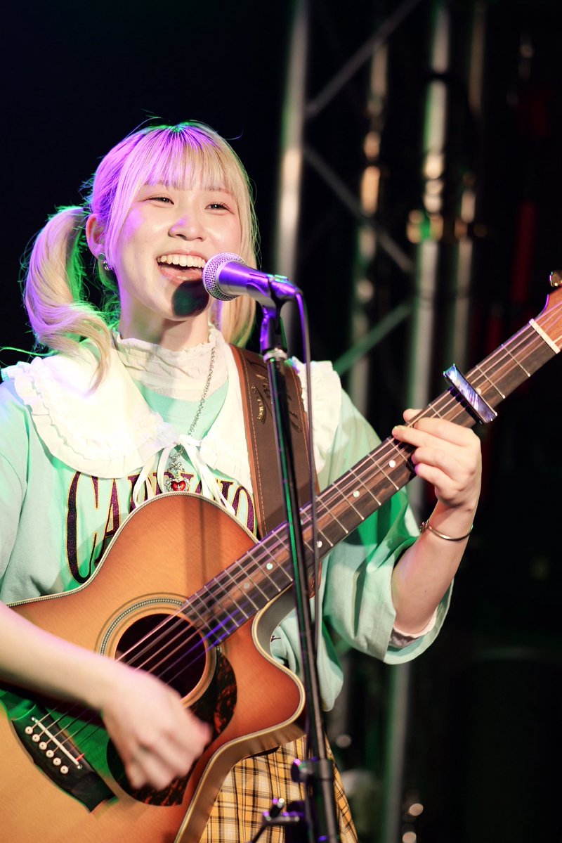 ななは tweet media